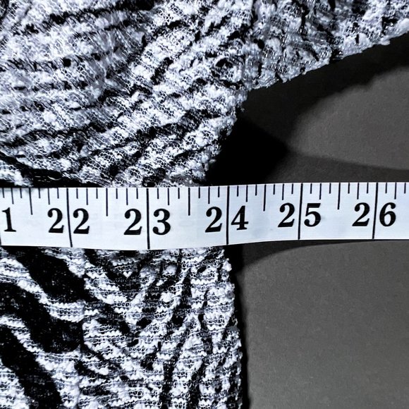 Travelers by Chico's B/W Zebra Print Jacket Sheer Open Front Size 3 or US 16 - Picture 12 of 16